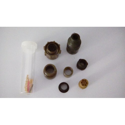 CLANSMAN 7 PIN CABLE SOCKET KIT MALE STRAIGHT CLANSMAN 7 PIN CABLE SOCKET KIT MALE STRAIGHT